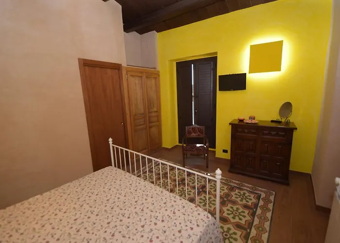 Antichi 4* ピアッツァ・アルメリーナ